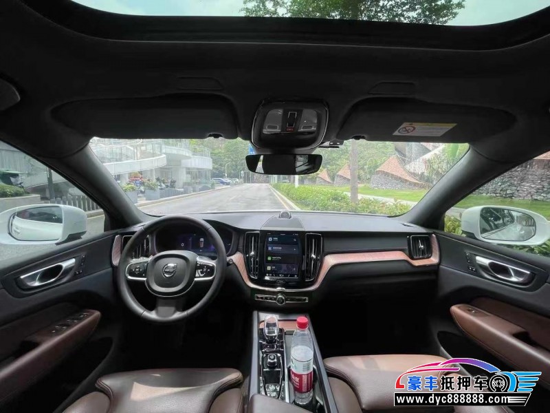 23年沃尔沃XC60轿车抵押车出售