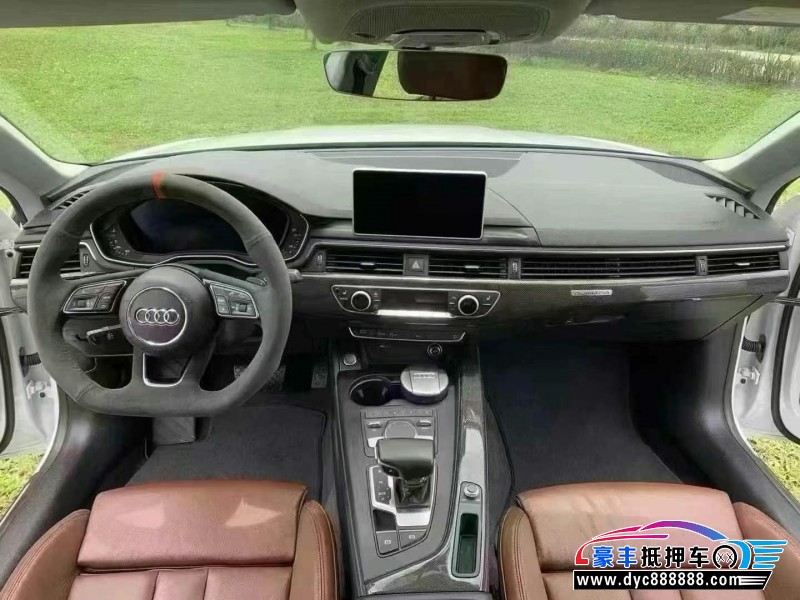 18年奥迪A5轿车抵押车出售