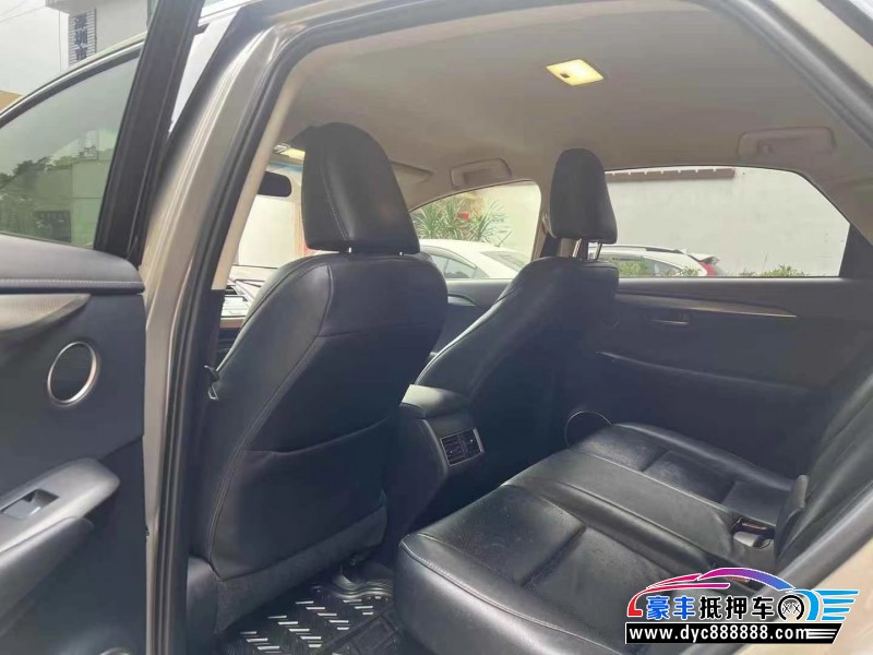 16年雷克萨斯NX轿车抵押车出售