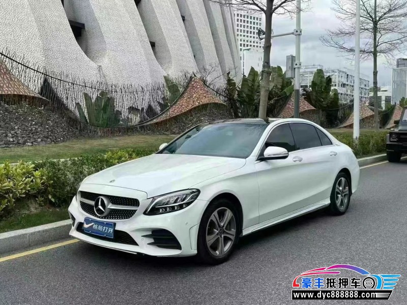 19年奔驰C轿车抵押车出售