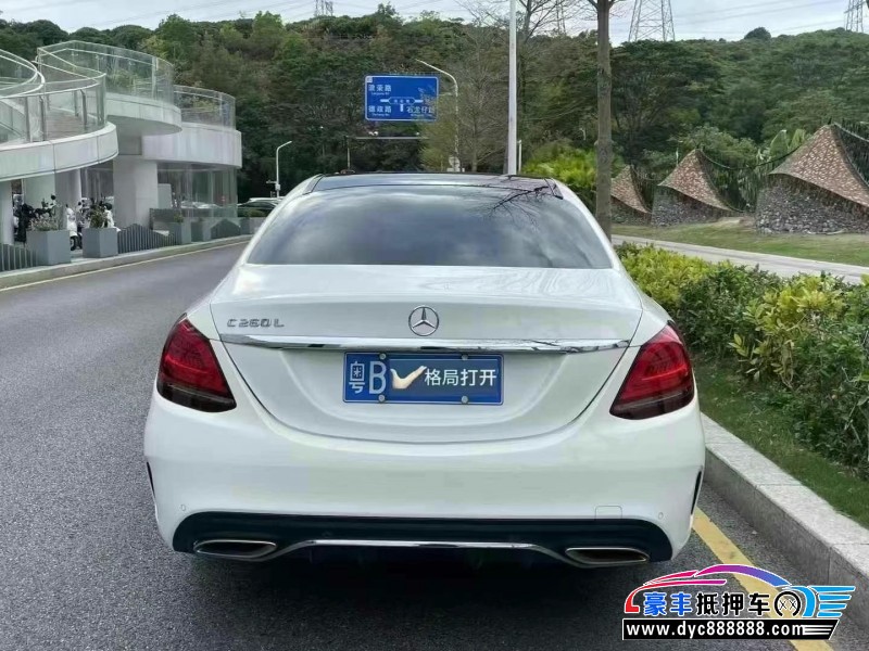 19年奔驰C轿车 19年奔驰C轿车抵押车出售