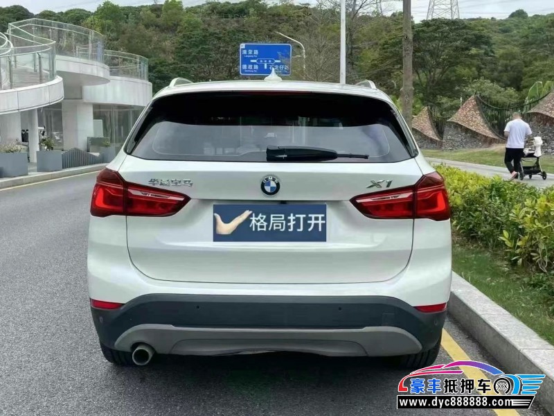 17年宝马X1轿车抵押车出售