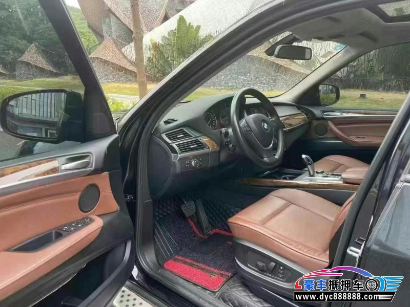 13年宝马X5轿车抵押车出售