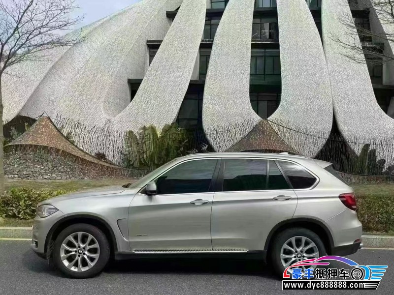 14年宝马X5轿车 14年宝马X5轿车抵押车出售