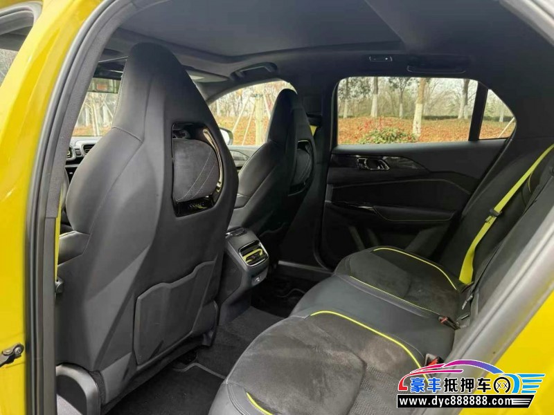 22年领克03轿车抵押车出售