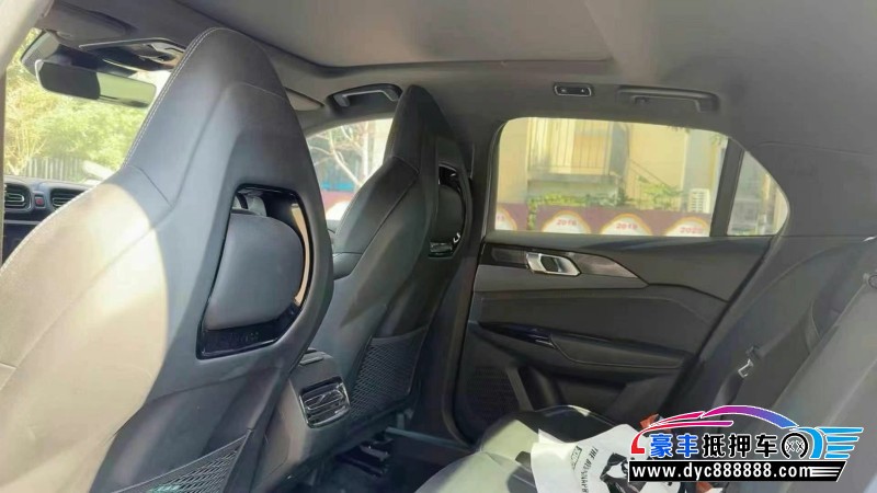 22年领克03轿车抵押车出售