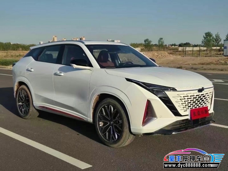 25年长安欧尚Z6轿车抵押车出售