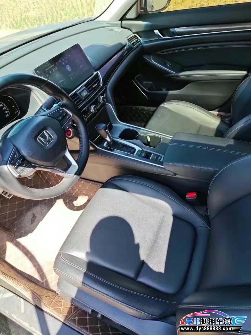 23年本田雅阁轿车抵押车出售