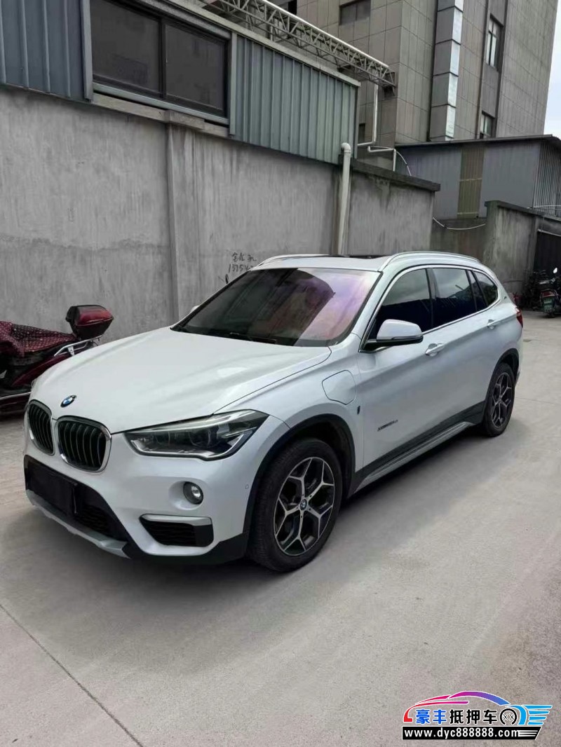 17年宝马X1轿车抵押车出售