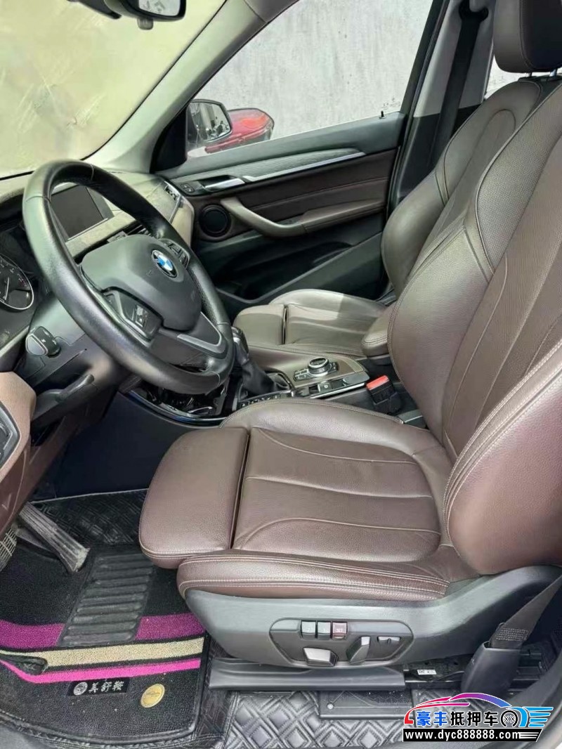 17年宝马X1轿车抵押车出售
