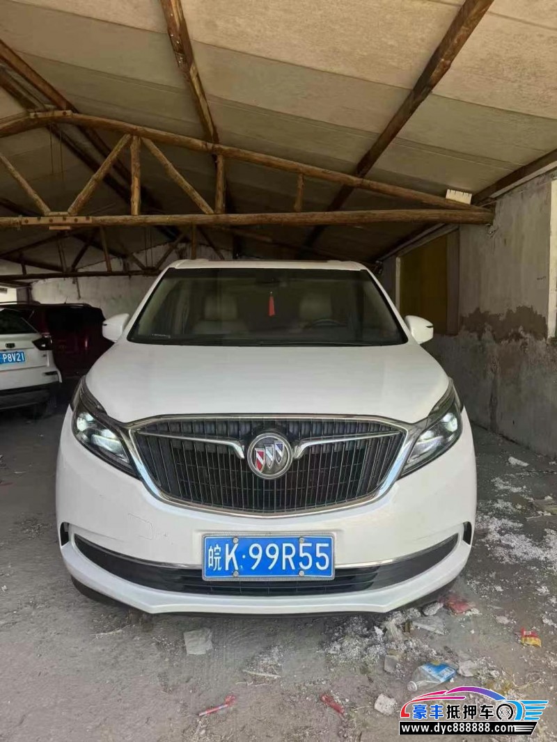 17年别克GL8轿车抵押车出售