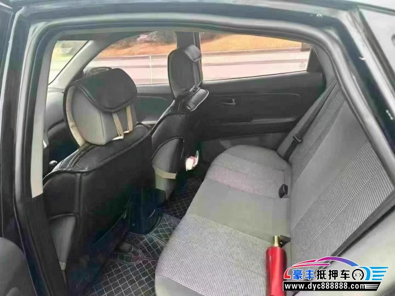 15年现代悦动轿车抵押车出售