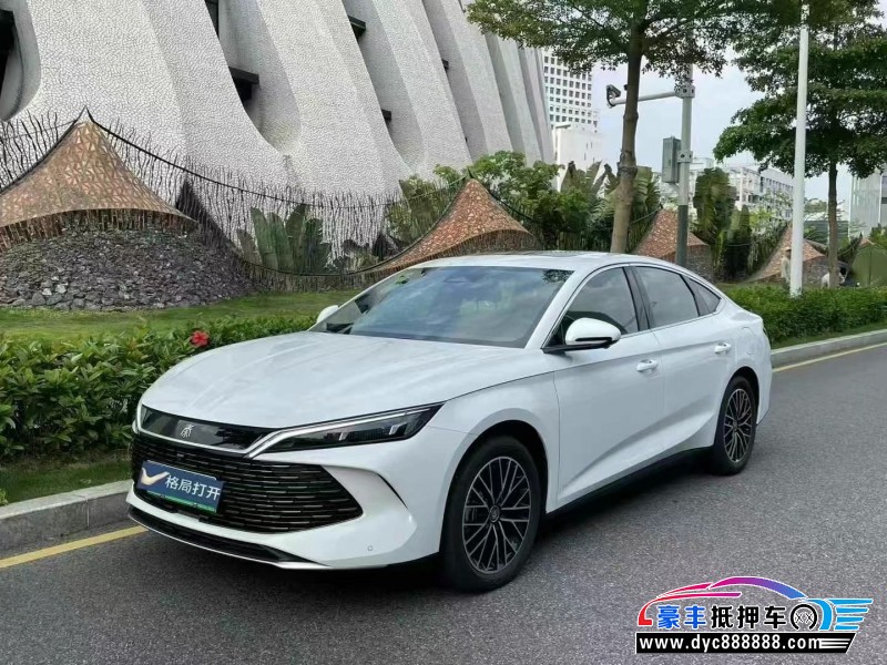 25年比亚迪秦轿车抵押车出售