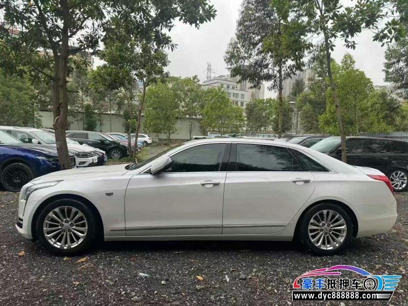 17年凯迪拉克CT6轿车抵押车出售