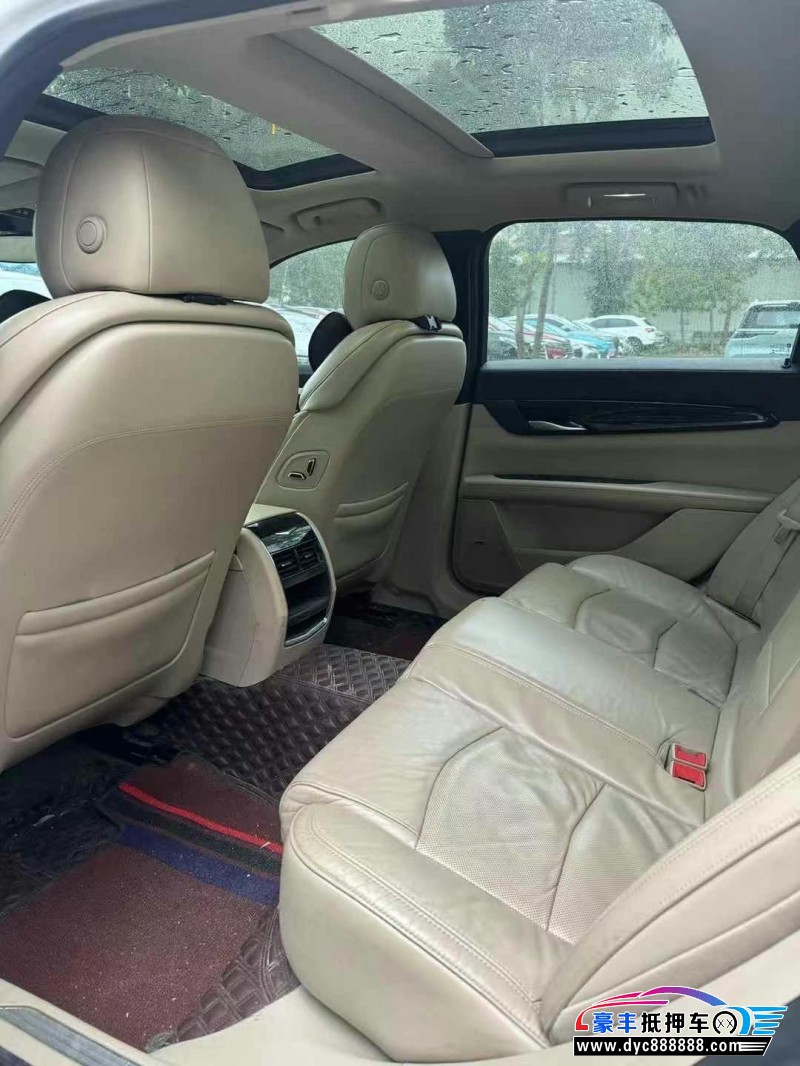 17年凯迪拉克CT6轿车抵押车出售