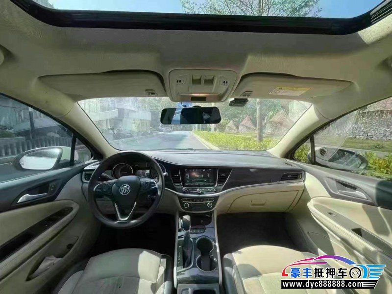 19年别克威朗轿车抵押车出售