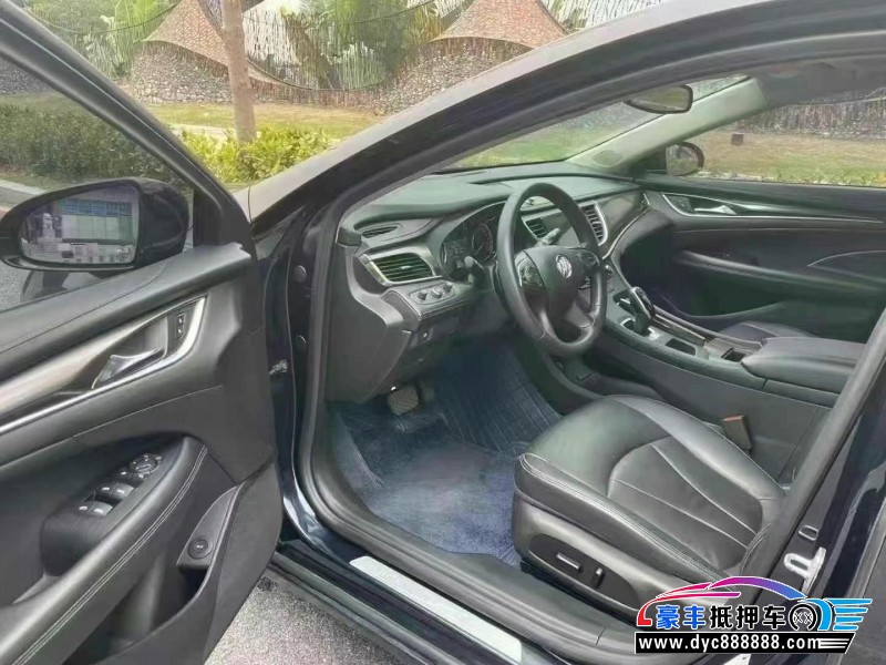 22年别克君越轿车抵押车出售