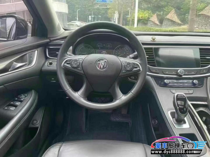 22年别克君越轿车抵押车出售