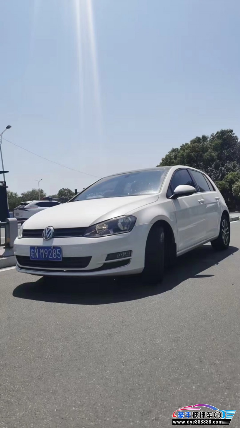 16年大众高尔夫轿车抵押车出售