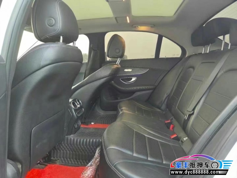 21年奔驰C轿车抵押车出售