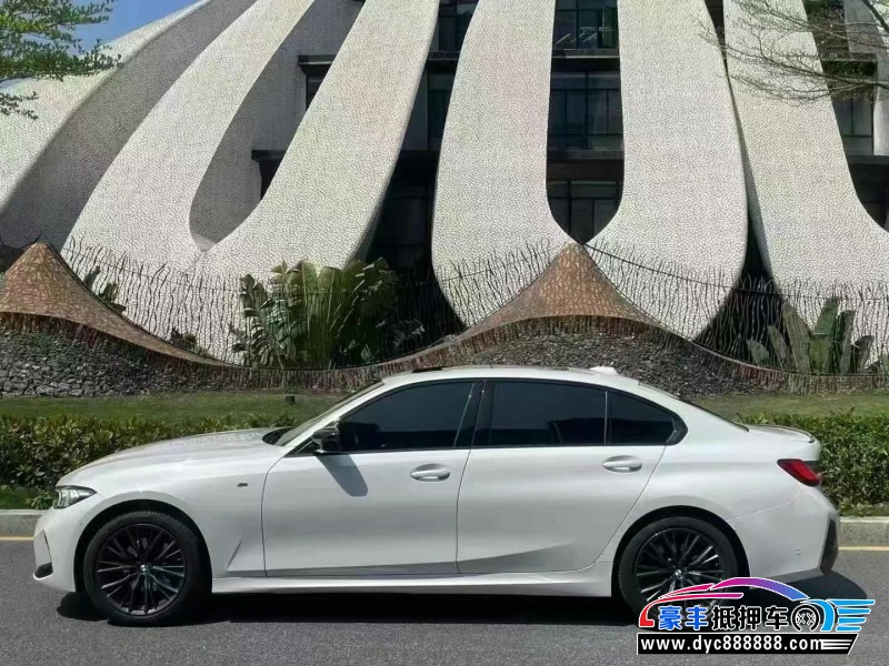 23年宝马3系轿车抵押车出售