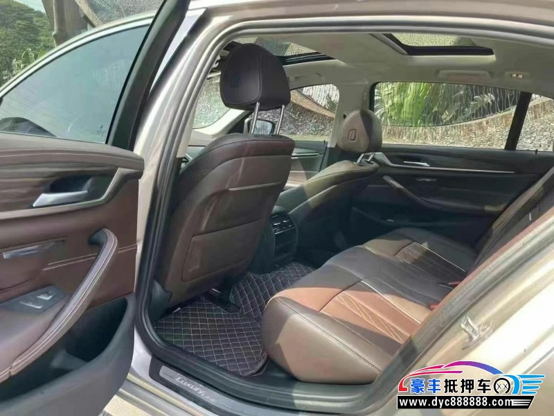 20年宝马5系轿车抵押车出售