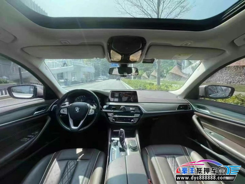 20年宝马5系轿车抵押车出售