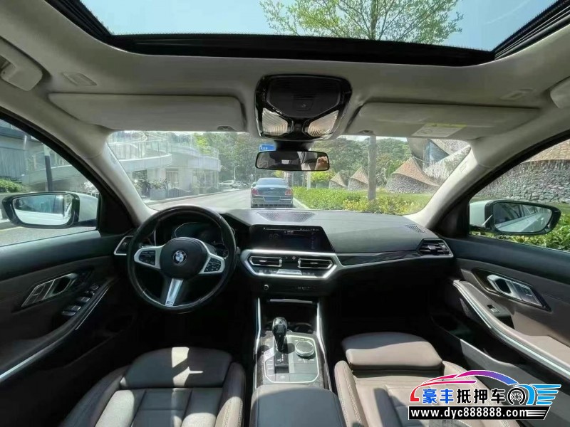 21年宝马3系轿车抵押车出售