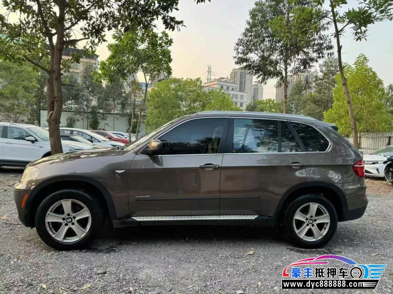 14年宝马X5轿车抵押车出售