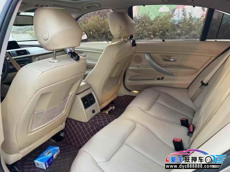 17年宝马3系轿车抵押车出售