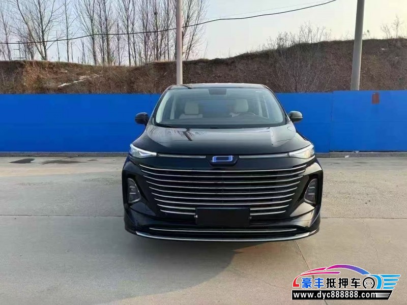 24年奔腾M9轿车抵押车出售