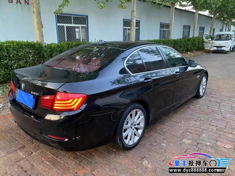 17年宝马5系轿车抵押车出售