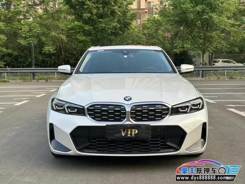 24年宝马3系轿车抵押车出售