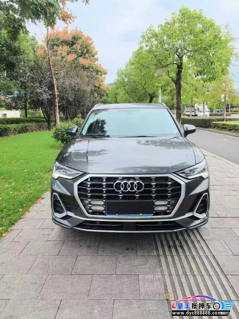 20年奥迪Q3轿车抵押车出售