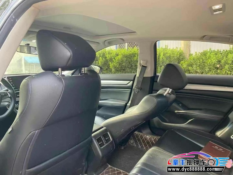 18年本田雅阁轿车抵押车出售