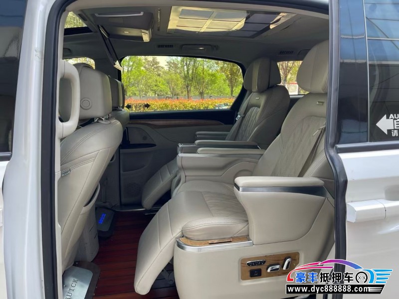 20年别克GL8轿车抵押车出售