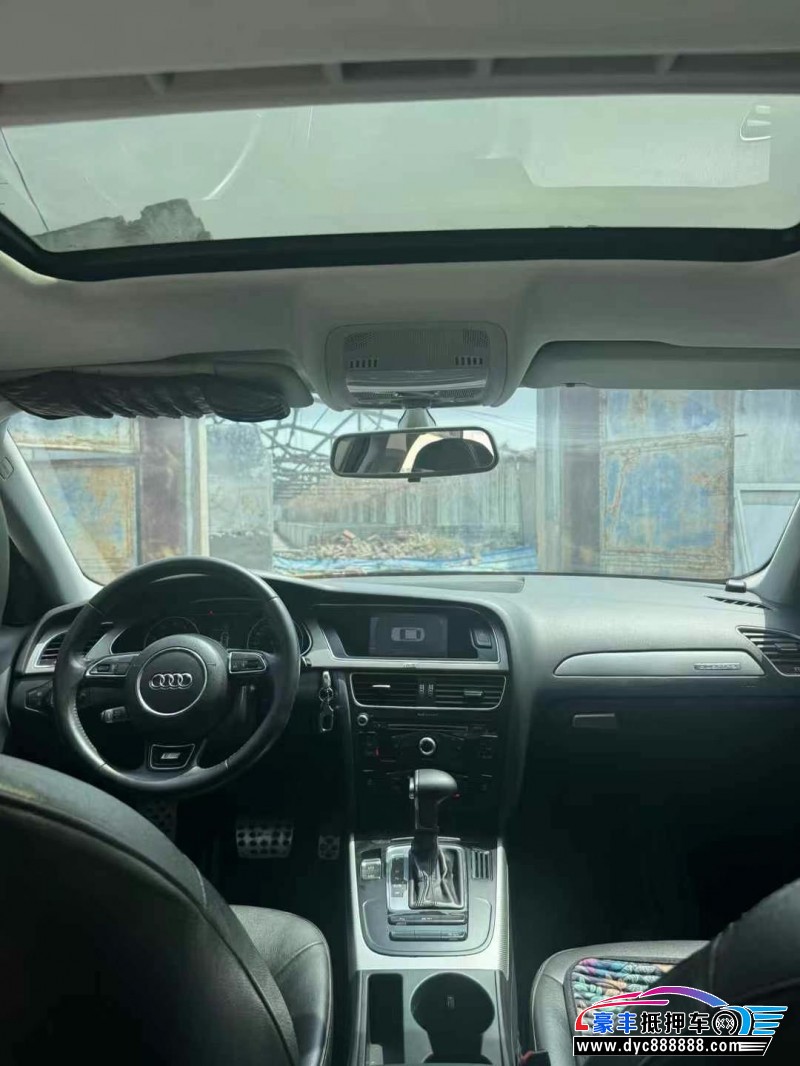 14年奥迪A4轿车抵押车出售