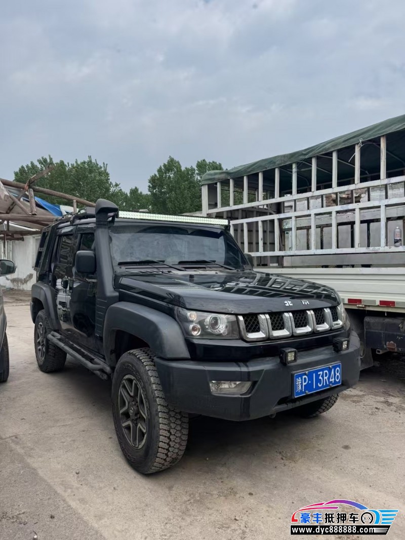 17年北京BJ40轿车抵押车出售