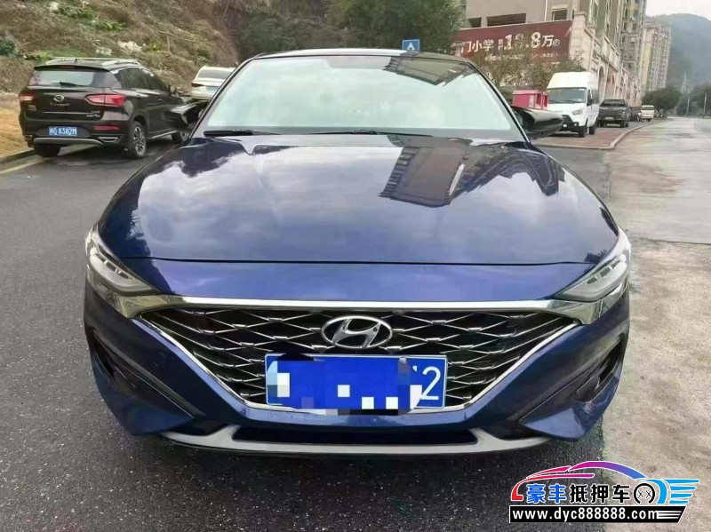 20年现代菲斯塔轿车抵押车出售