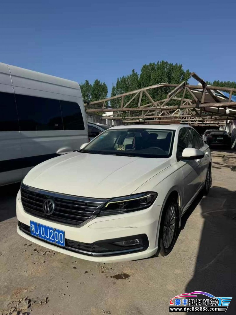 18年大众朗逸轿车抵押车出售