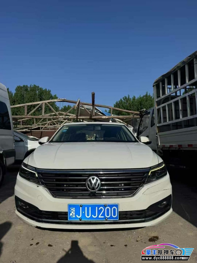 18年大众朗逸轿车抵押车出售