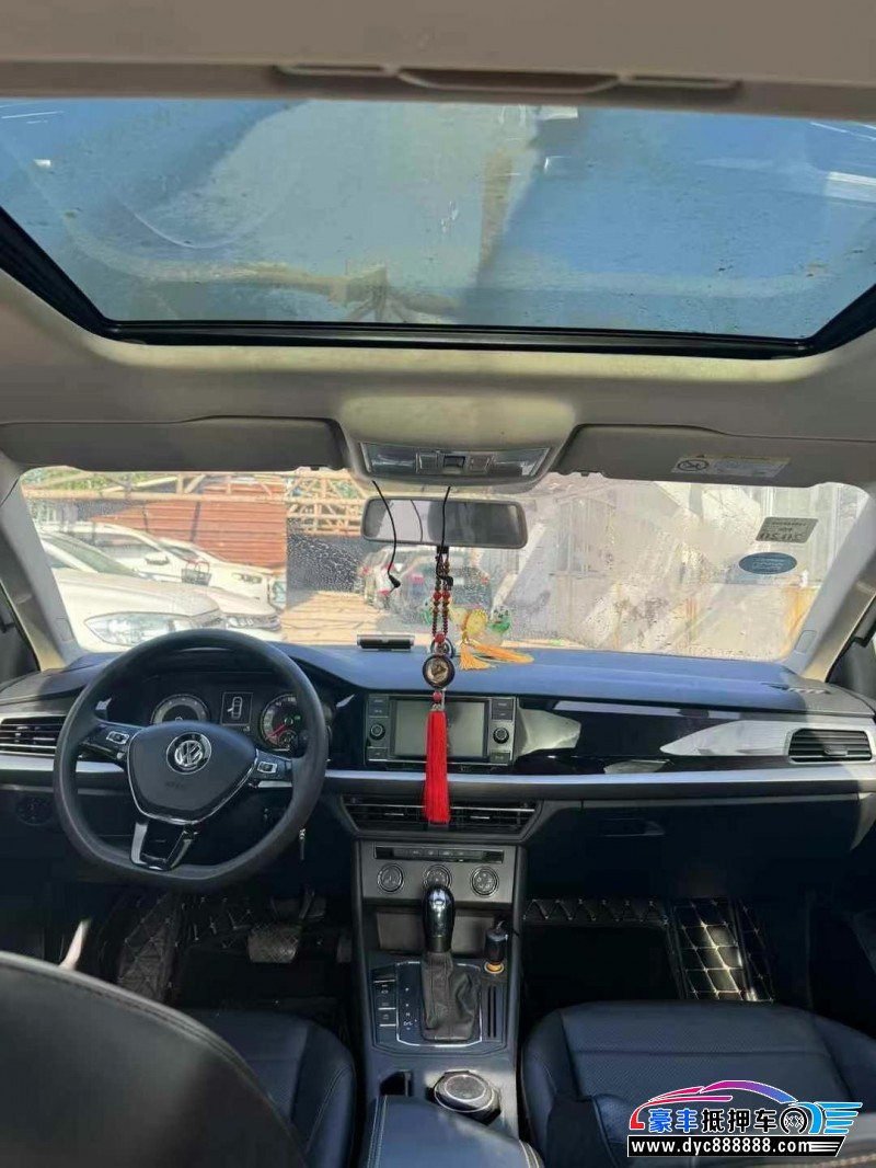 18年大众朗逸轿车抵押车出售