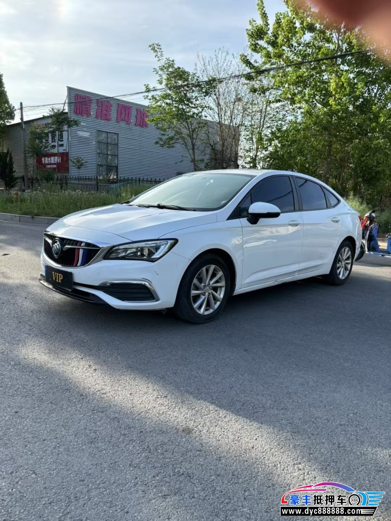 17年别克威朗轿车抵押车出售