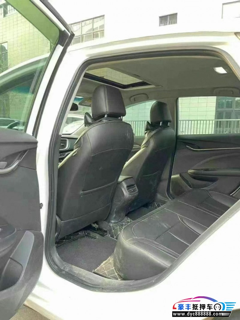 20年别克英朗轿车抵押车出售