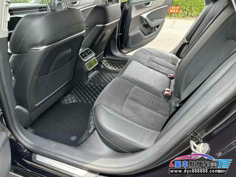 23年奥迪A7轿车抵押车出售