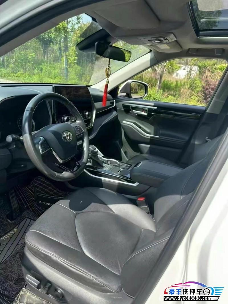 21年丰田汉兰达轿车抵押车出售