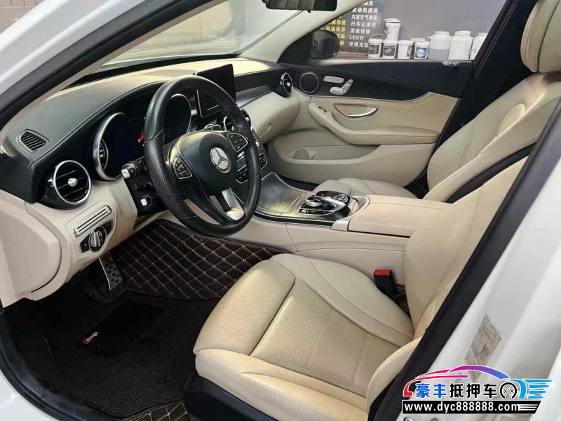 17年奔驰C轿车抵押车出售