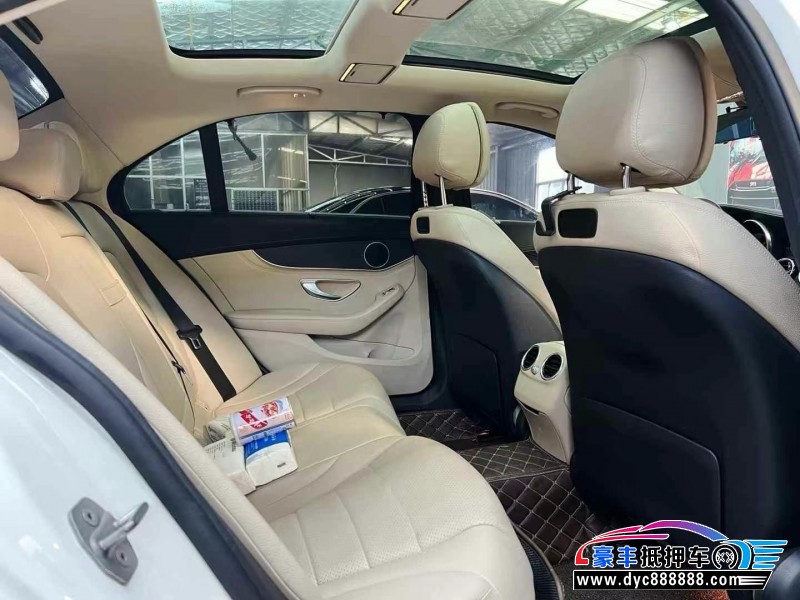 17年奔驰C轿车抵押车出售