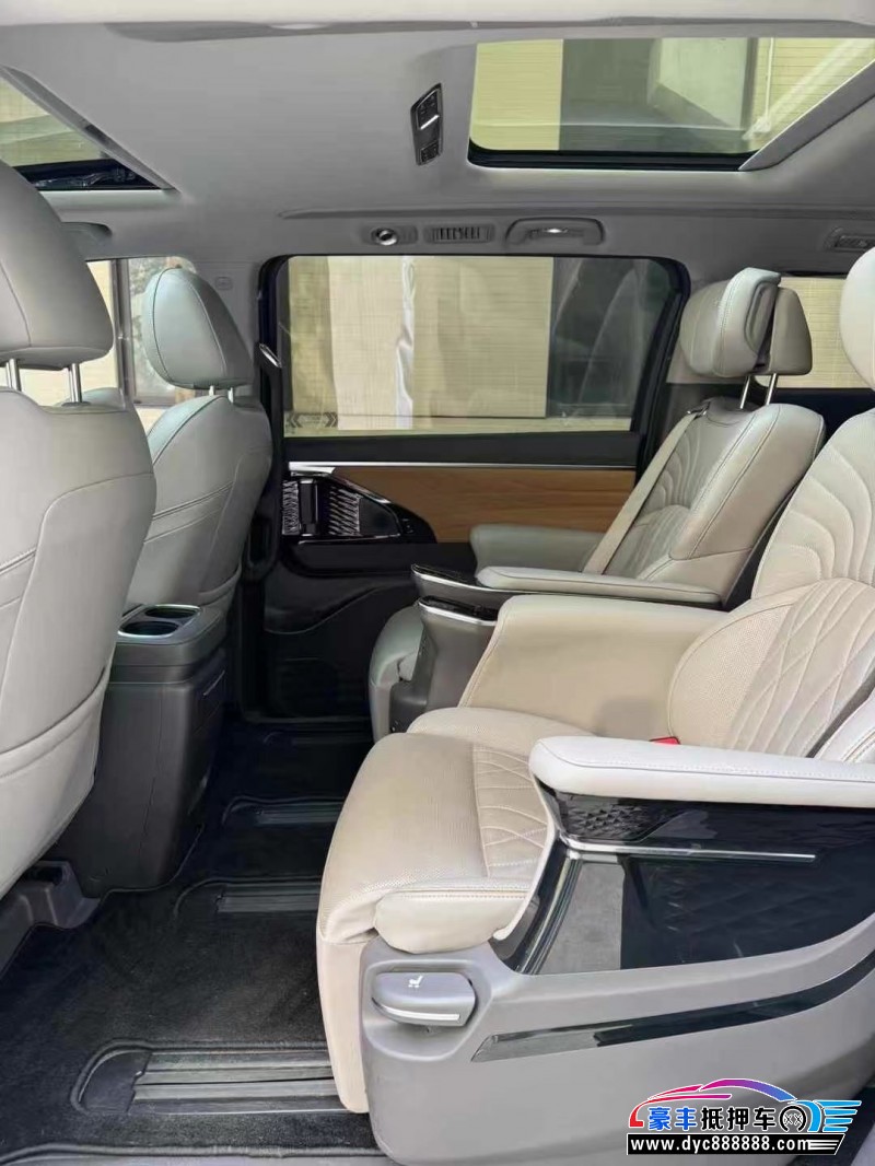 24年传祺M8轿车抵押车出售