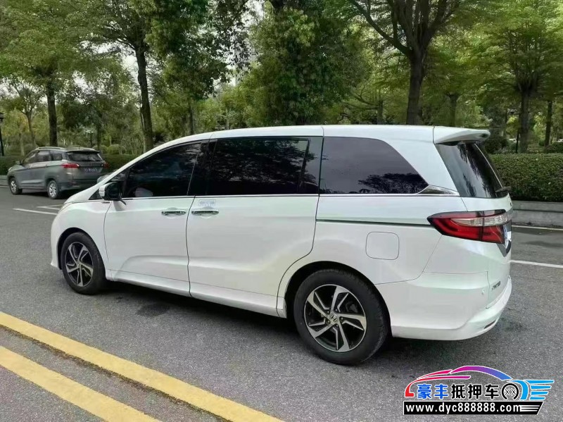 16年本田奥德赛轿车抵押车出售